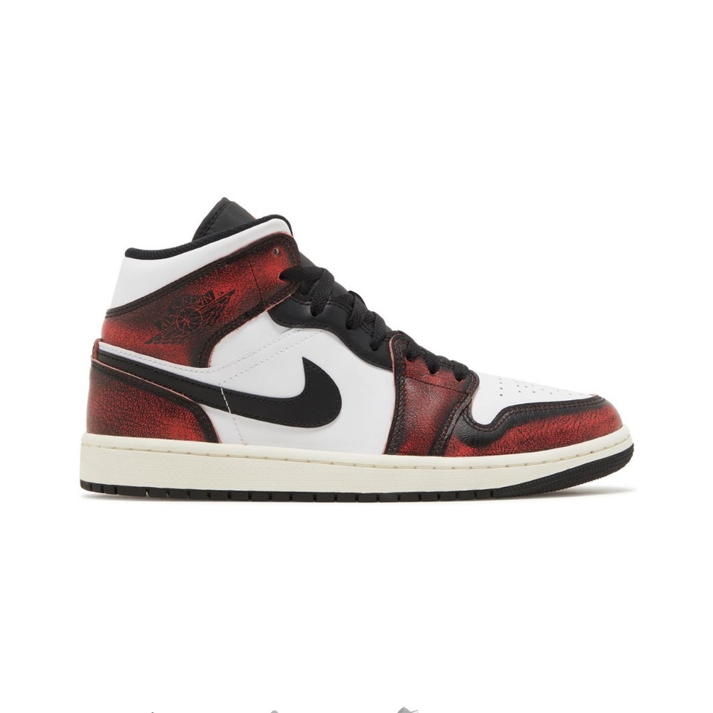 JORDAN 1 MID SE 'WEAR-AWAY
